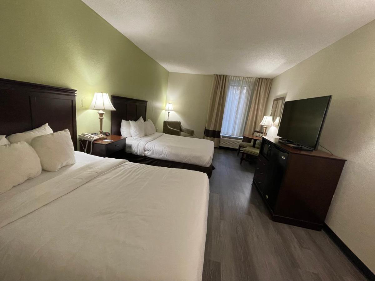 Comfort Inn Pinehurst - Southern Pines מראה חיצוני תמונה
