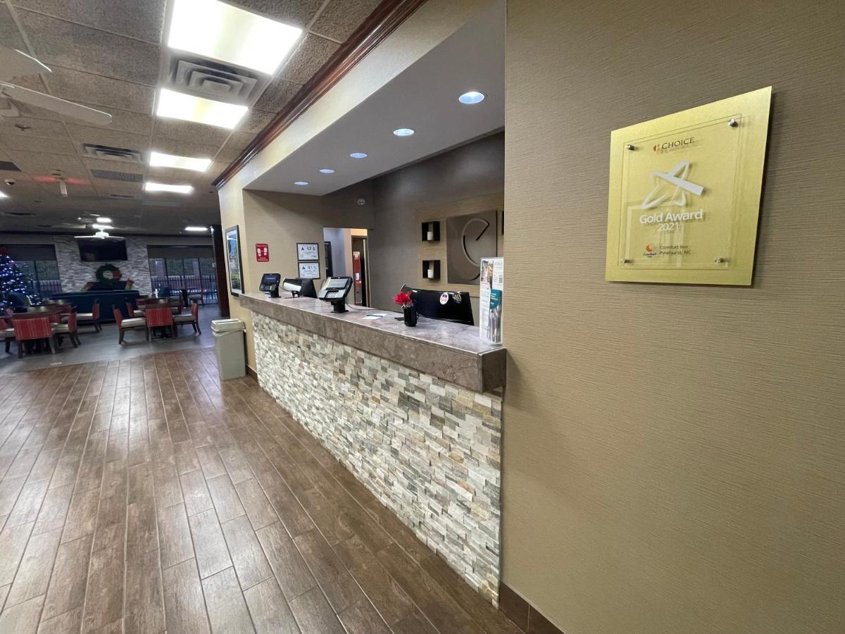 Comfort Inn Pinehurst - Southern Pines מראה חיצוני תמונה