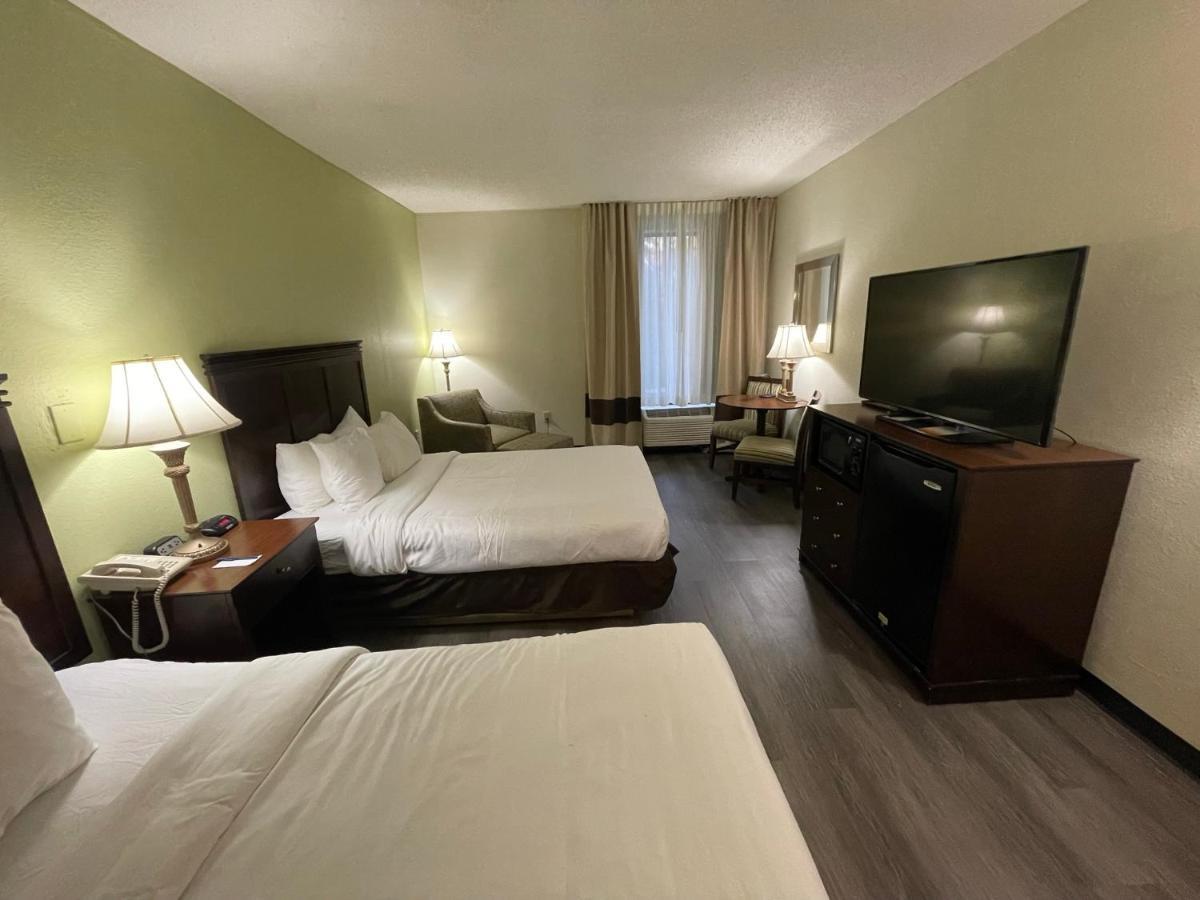 Comfort Inn Pinehurst - Southern Pines מראה חיצוני תמונה