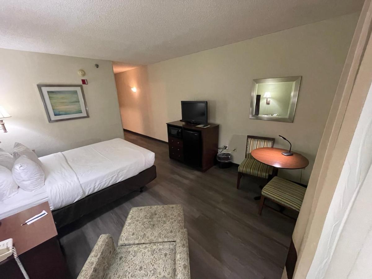Comfort Inn Pinehurst - Southern Pines מראה חיצוני תמונה