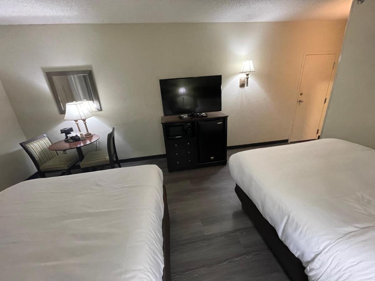Comfort Inn Pinehurst - Southern Pines מראה חיצוני תמונה