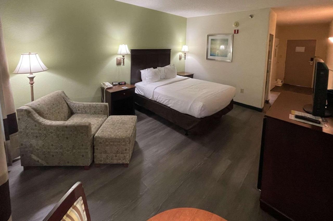 Comfort Inn Pinehurst - Southern Pines מראה חיצוני תמונה