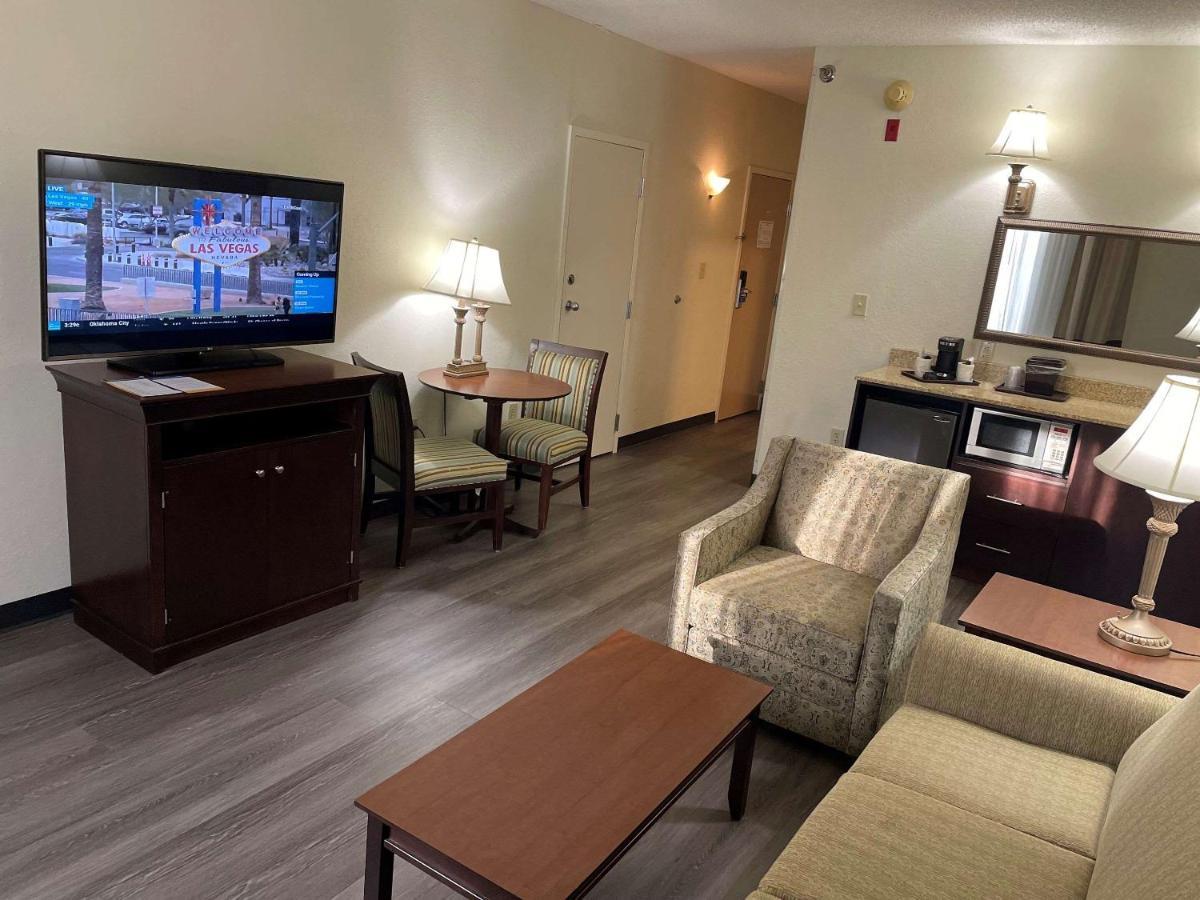 Comfort Inn Pinehurst - Southern Pines מראה חיצוני תמונה
